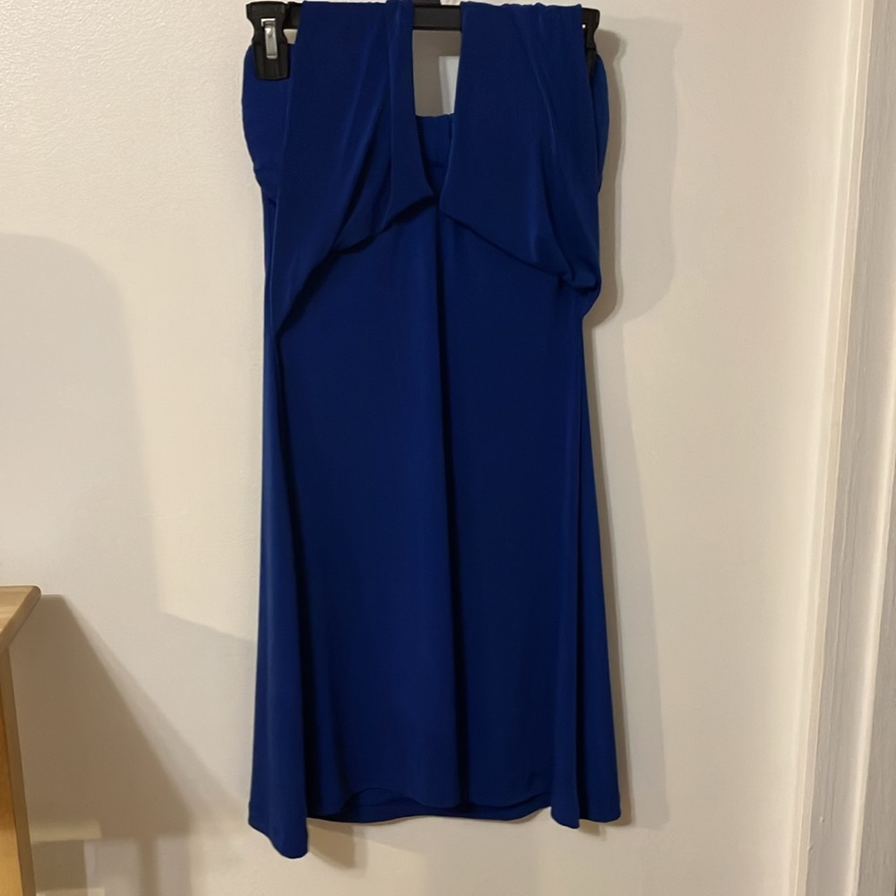 Dress - Picture 4 of 5